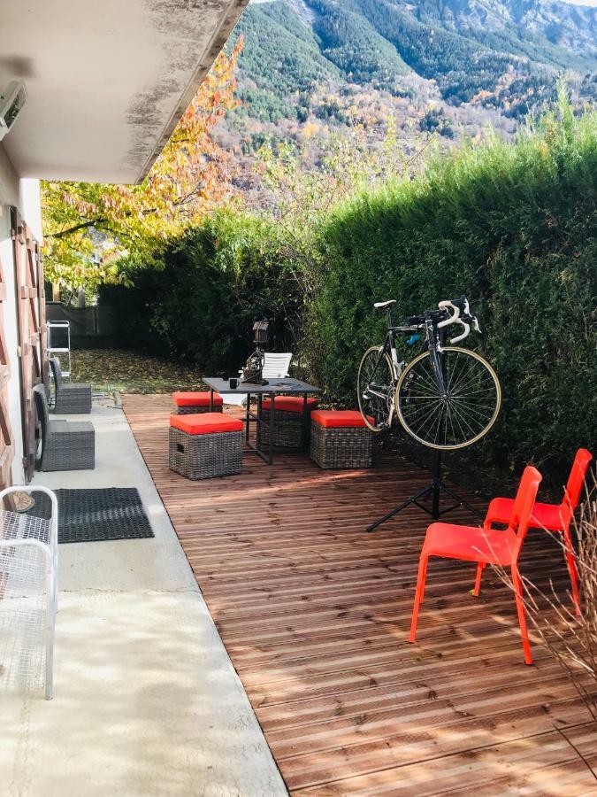 Appartement Cosy A Bourg D'Oisans Le Bourg-dʼOisans Exteriör bild